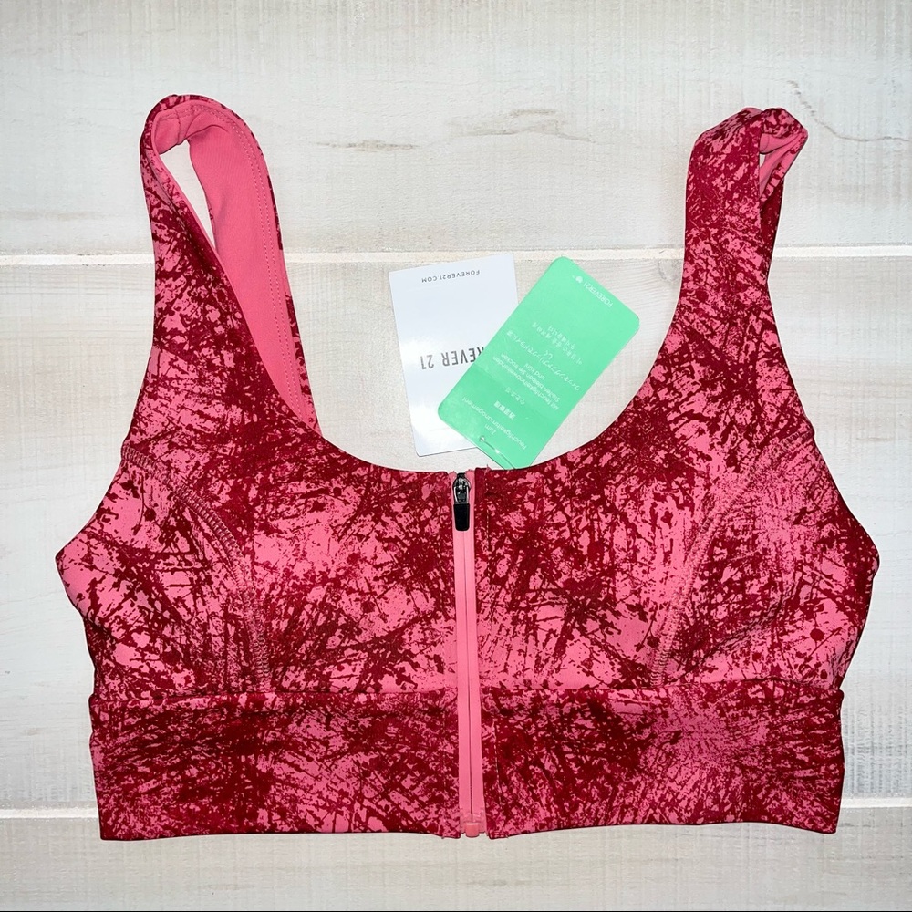 5/$25 NWOT Forever 21 Zip Front Sports Bra